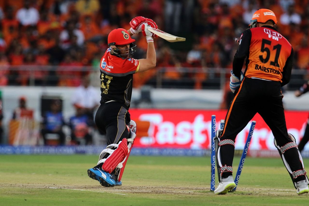 AB de Villiers is bowled, Sunrisers Hyderabad v Royal Challengers Bangalore, IPL 2019, Hyderabad, March 31, 2019