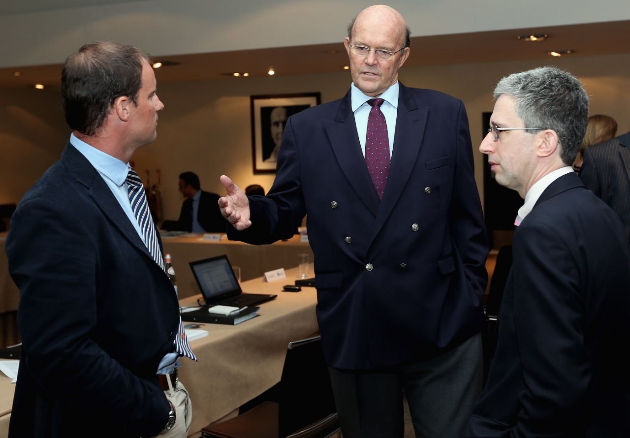 Vince van der Bijl at an ICC Cricket Committee meeting with Andrew Strauss (L) and David Kendix (R)