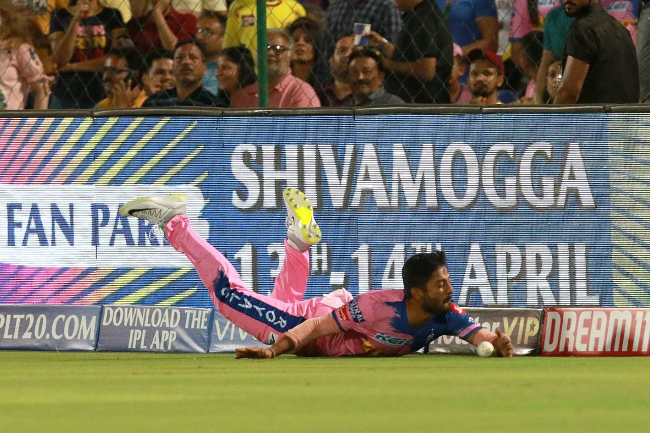 Rahul Tripathi dives to save a boundary, Rajasthan Royals v Chennai Super Kings, IPL 2019, Jaipur, April 11, 2019