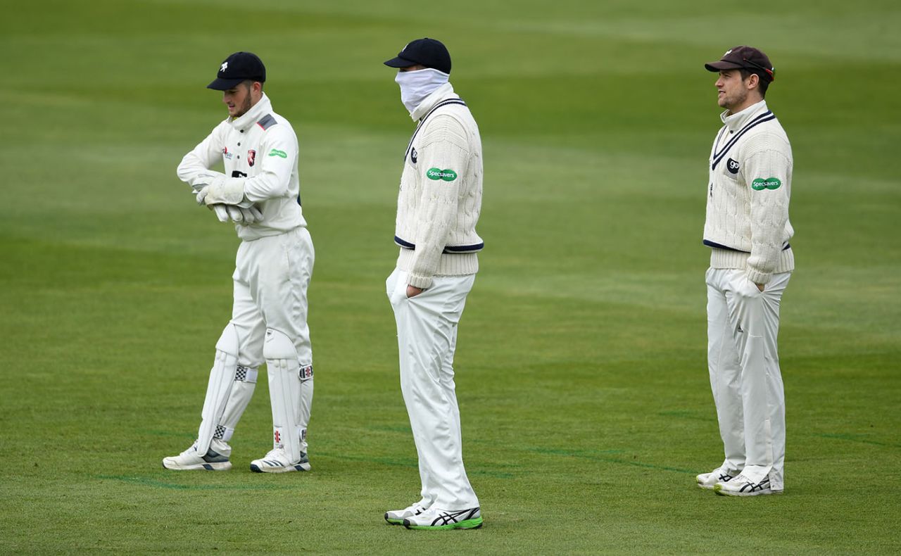Matt Renshaw covers up against the cold, Warwickshire v Kent, County Championship, Division One, Edgbaston, 2nd day, April 12, 2019