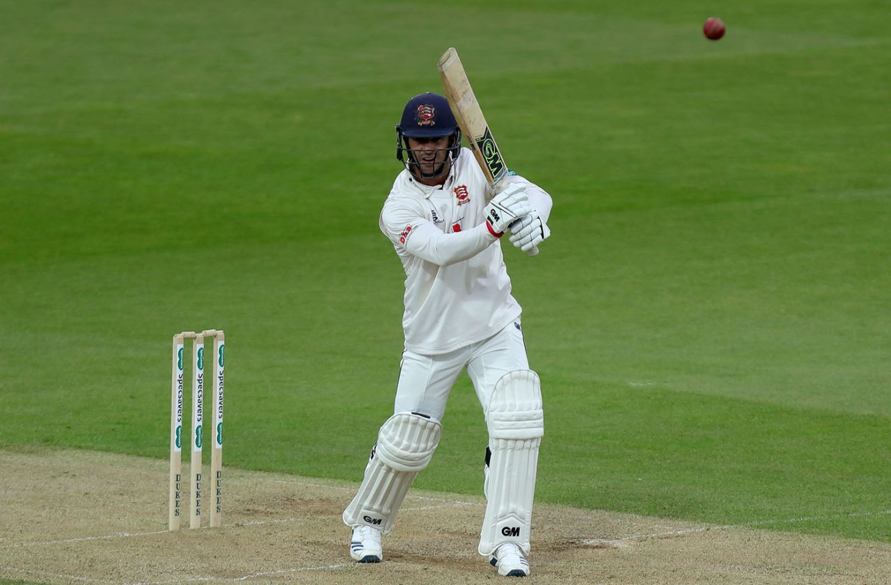 Ryan ten Doeschate played a counterattacking hand, Surrey v Essex, County Championship, Division One, The Oval, April 12, 2019