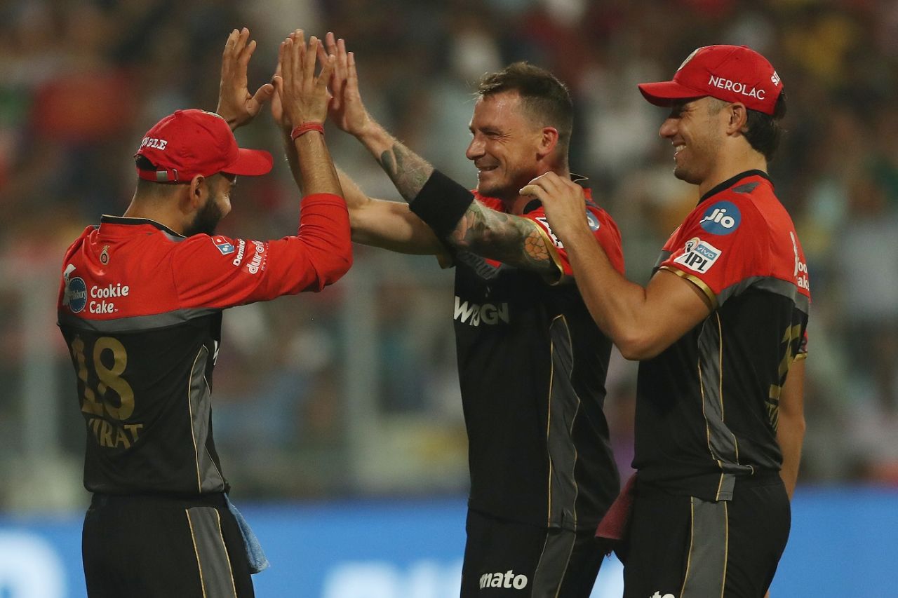 Dale Steyn picked up two wickets in a three-over first spell, Kolkata Knight Riders v Royal Challengers Bangalore, IPL 2019, Kolkata, April 19, 2019
