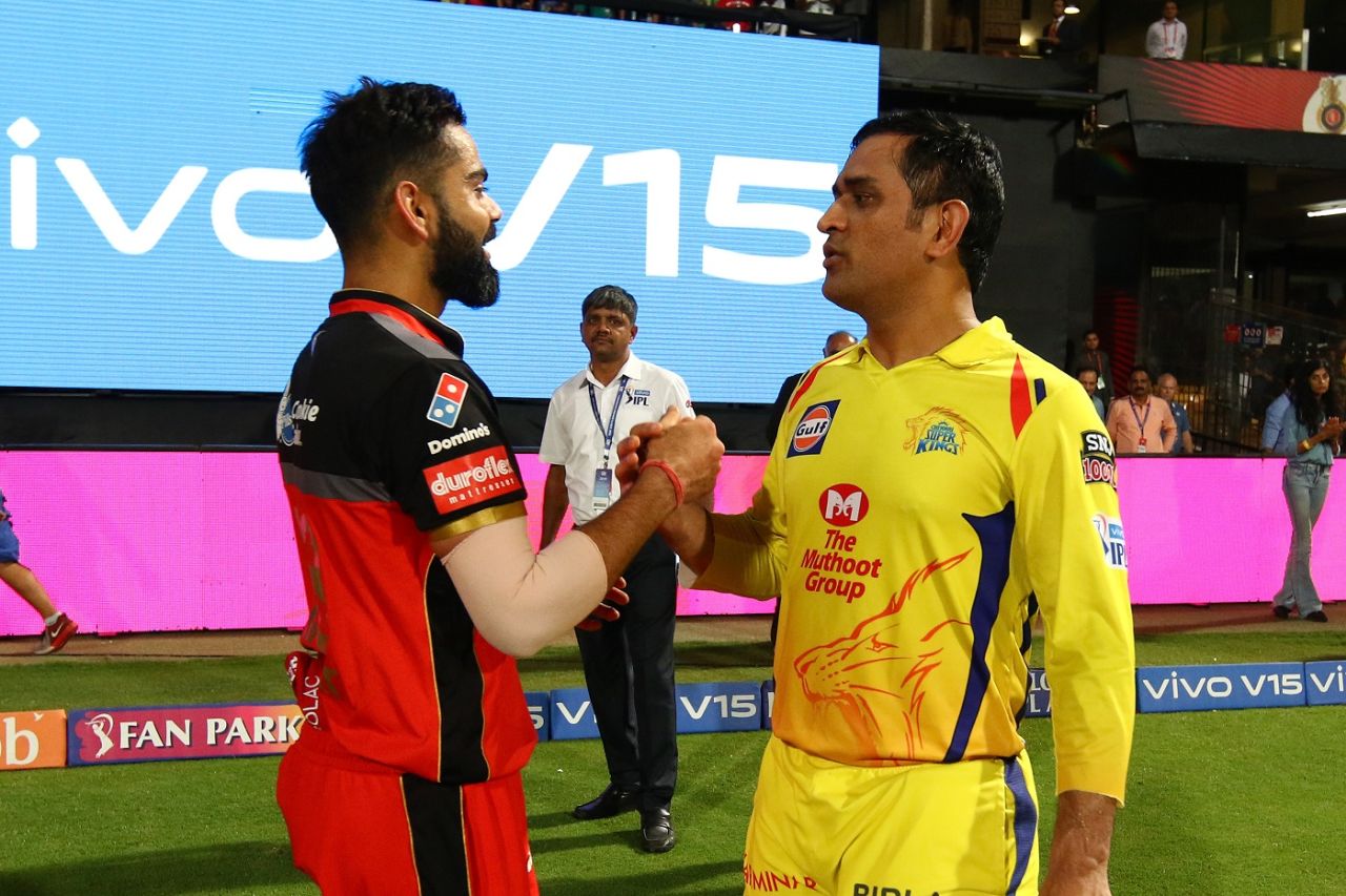 Virat Kohli and MS Dhoni greet each other, Royal Challengers Bangalore v Chennai Super Kings, IPL 2019, Bengaluru, April 21, 2019