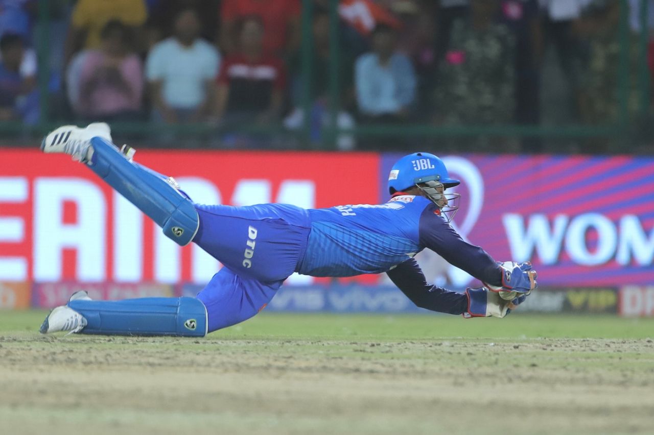 Rishabh Pant pulls off a stunning catch, Delhi Capitals v Royal Challengers Bangalore, IPL 2019, Delhi, April 28, 2019