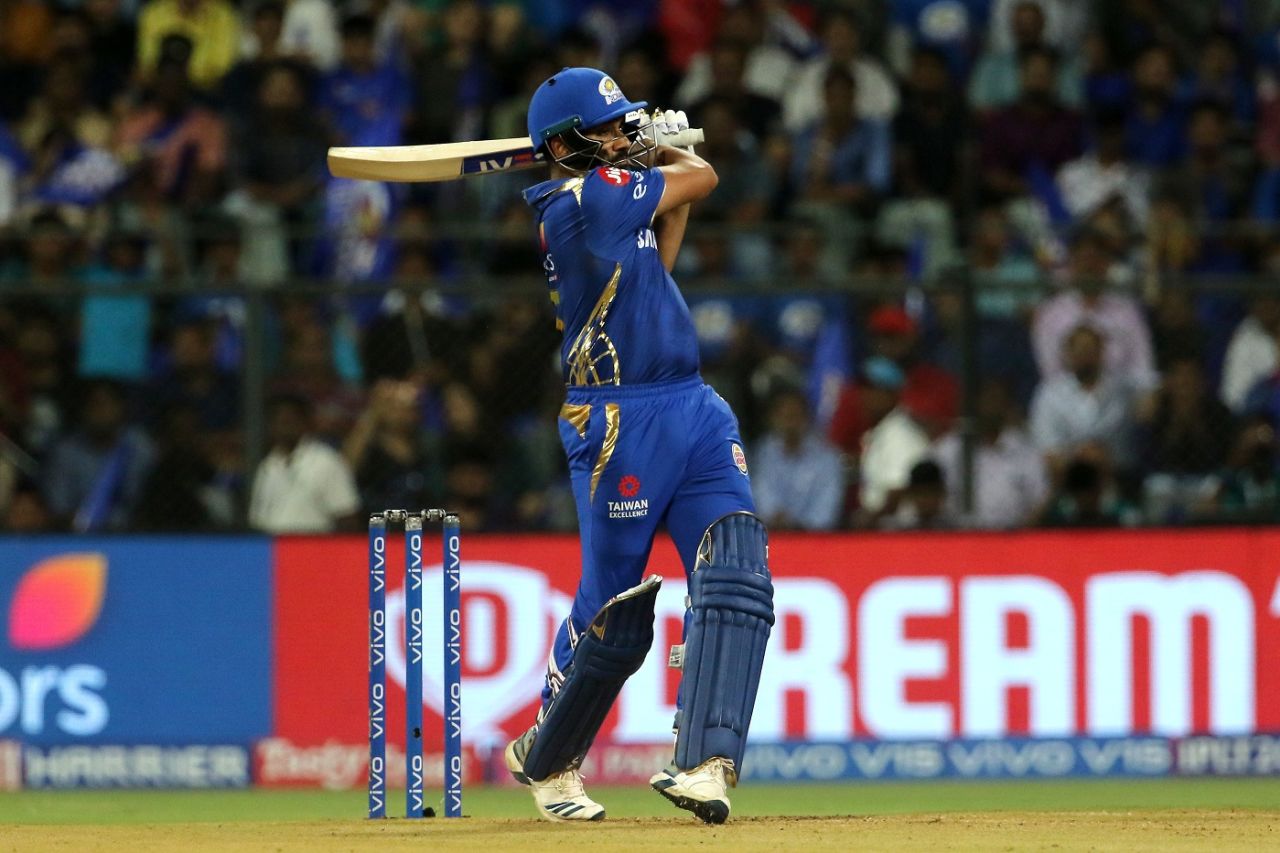 Rohit Sharma plays a pull, Mumbai Indians v Sunrisers Hyderabad, IPL 2019, Mumbai, May 2, 2019