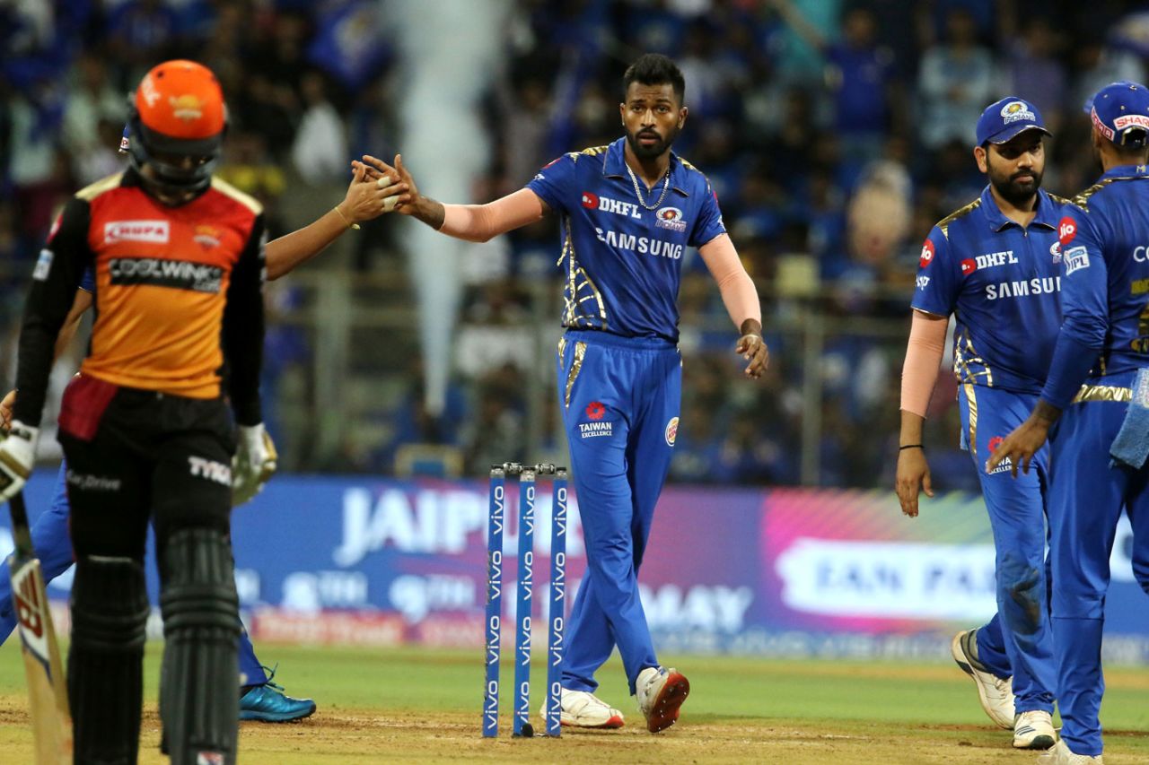 Hardik Pandya high-fives a team-mate after picking up a wicket, Mumbai Indians v Sunrisers Hyderabad, IPL 2019, Mumbai, May 2, 2019