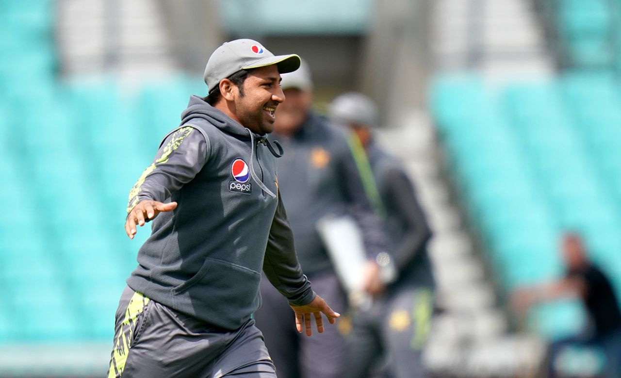 Sarfaraz Ahmed enjoys himself at Pakistan training, The Oval, May 7, 2019