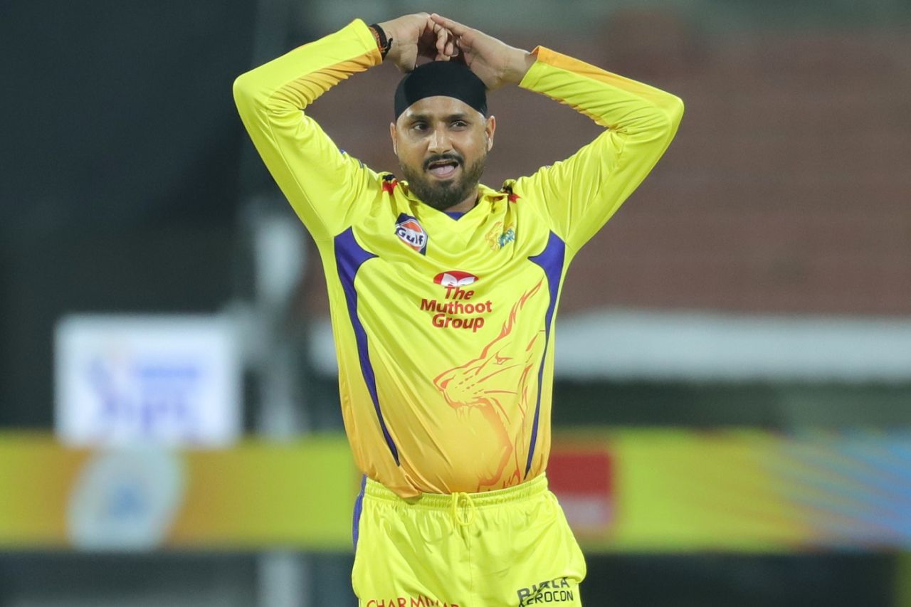 Harbhajan Singh reacts while bowling, Mumbai Indians v Chennai Super Kings, IPL 2019 Qualifier 1, Chennai, May 7, 2019