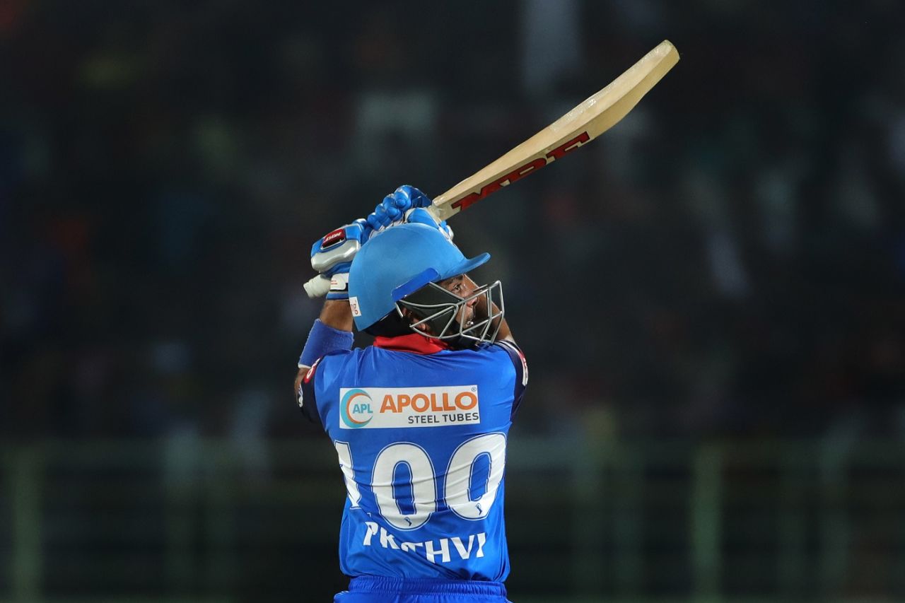 Prithvi Shaw ramps one for six, Delhi Capitals v Sunrisers Hyderabad, IPL 2019 Eliminator, Vishakhapatnam, May 8, 2019