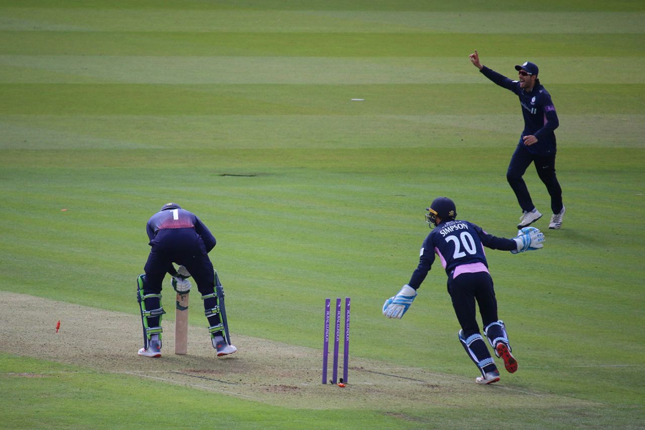 Keaton Jennings is yorked for 96, Middlesex v Lancashire, Royal London Cup, Lord's, May 10, 2019