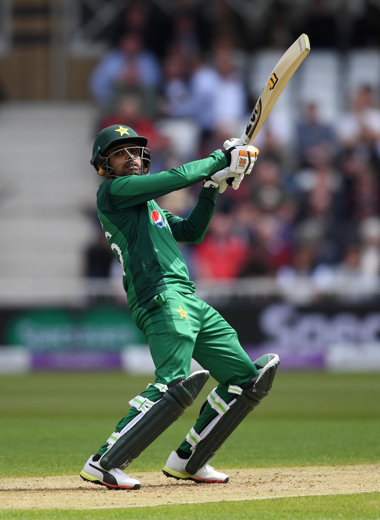 Babar Azam uppercuts towards third man, England v Pakistan, 4th ODI, Trent Bridge, May 17, 2019