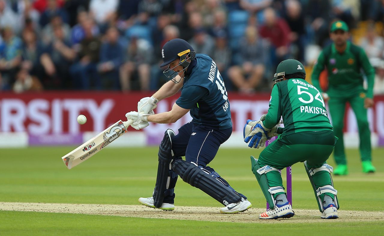 Eoin Morgan drops back to cut, England v Pakistan, 5th ODI, Headingley, May 19, 2019