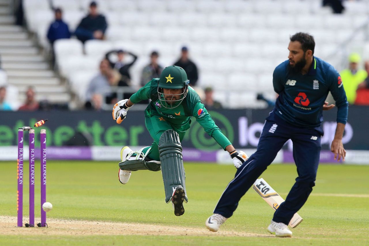 Babar Azam was brilliantly run out by Adil Rashid, England v Pakistan, 5th ODI, Headingley, May 19, 2019