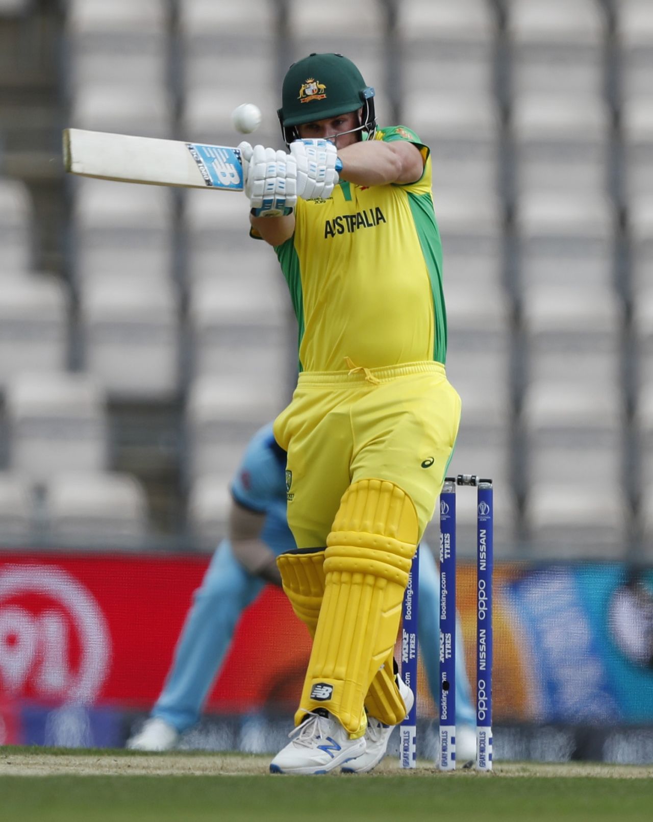 Aaron Finch shapes up to pull, England v Australia, World Cup 2019 warm-up, Southampton, May 25, 2019