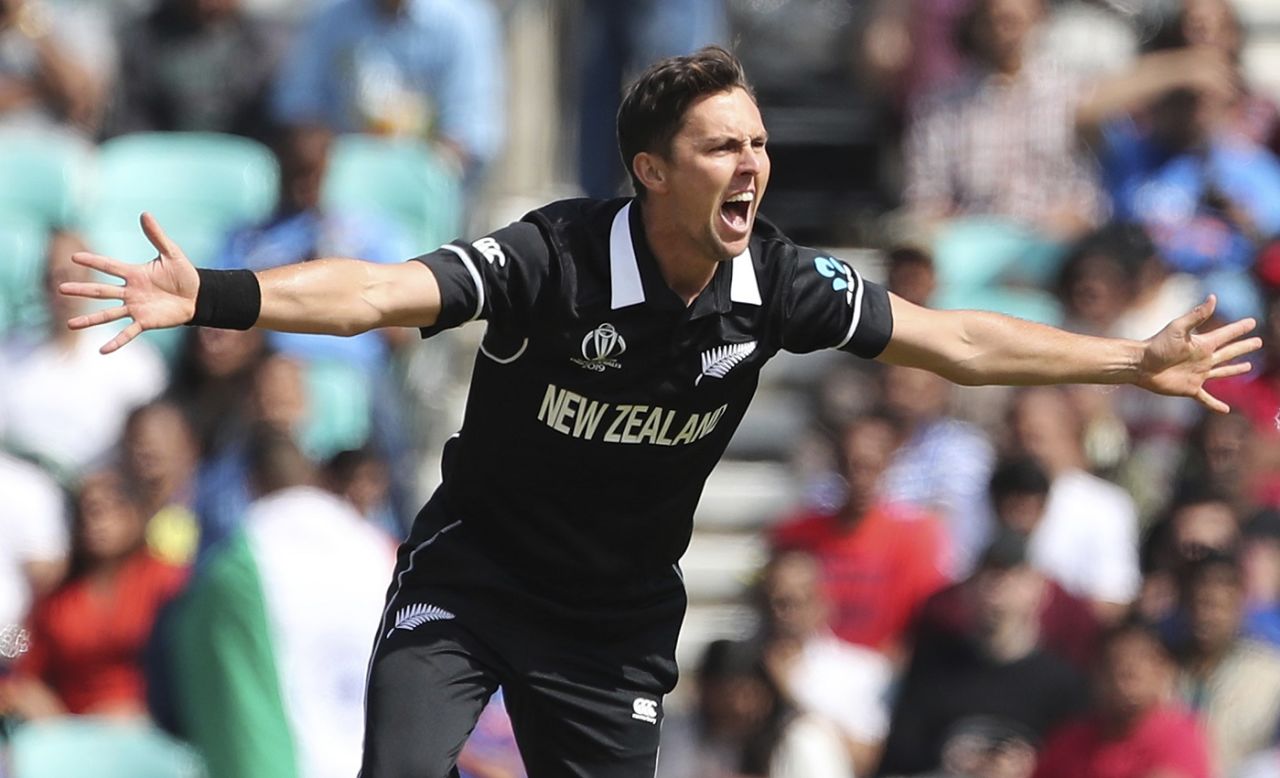 Trent Boult celebrates after dismissing Rohit Sharma, India vs New Zealand, World Cup 2019, warm-up, The Oval, May 25, 2019