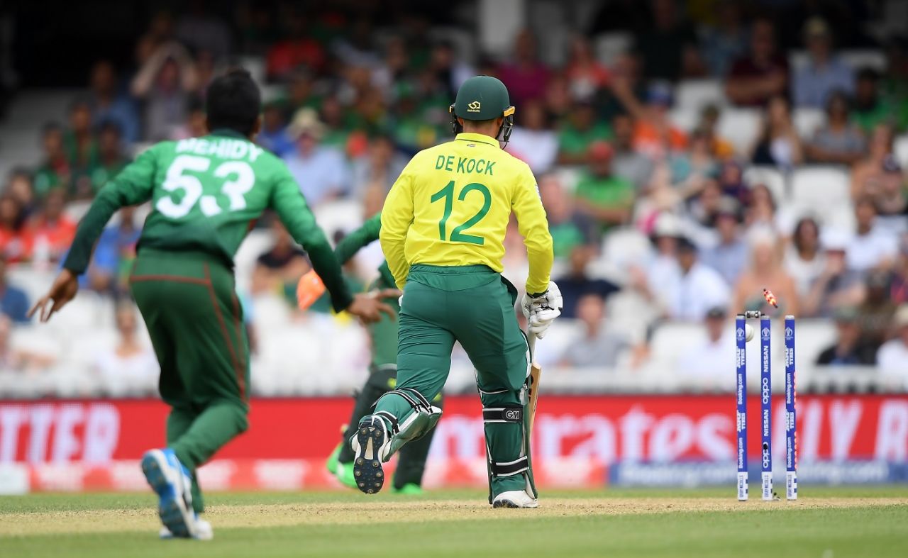 Quinton De Kock is run out by Mushfiqur Rahim, Bangladesh v South Africa, World Cup 2019, The Oval, June 2, 2019
