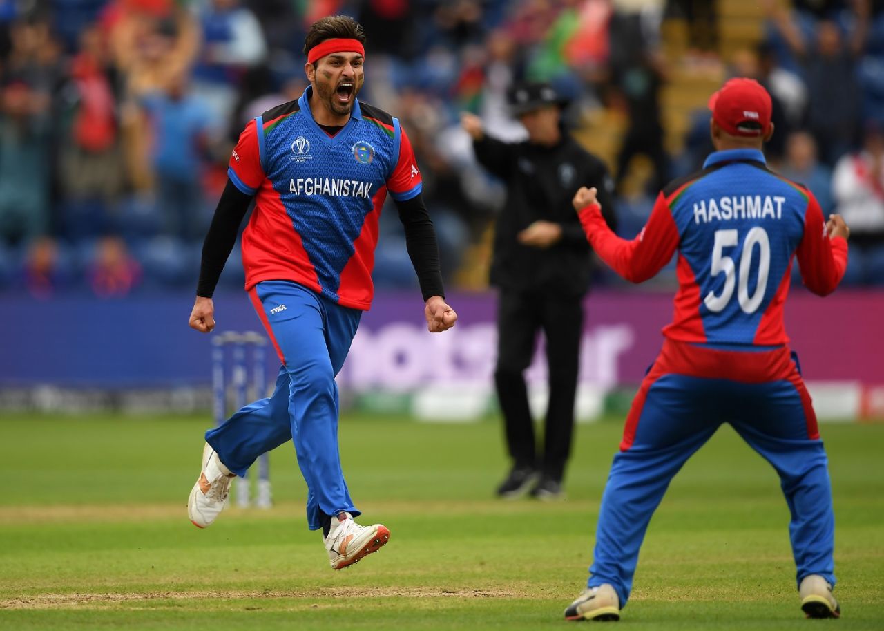 Hamid Hassan celebrates after removing Dhananjaya de Silva, Afghanistan v Sri Lanka, World Cup 2019, Cardiff, June 4, 2019