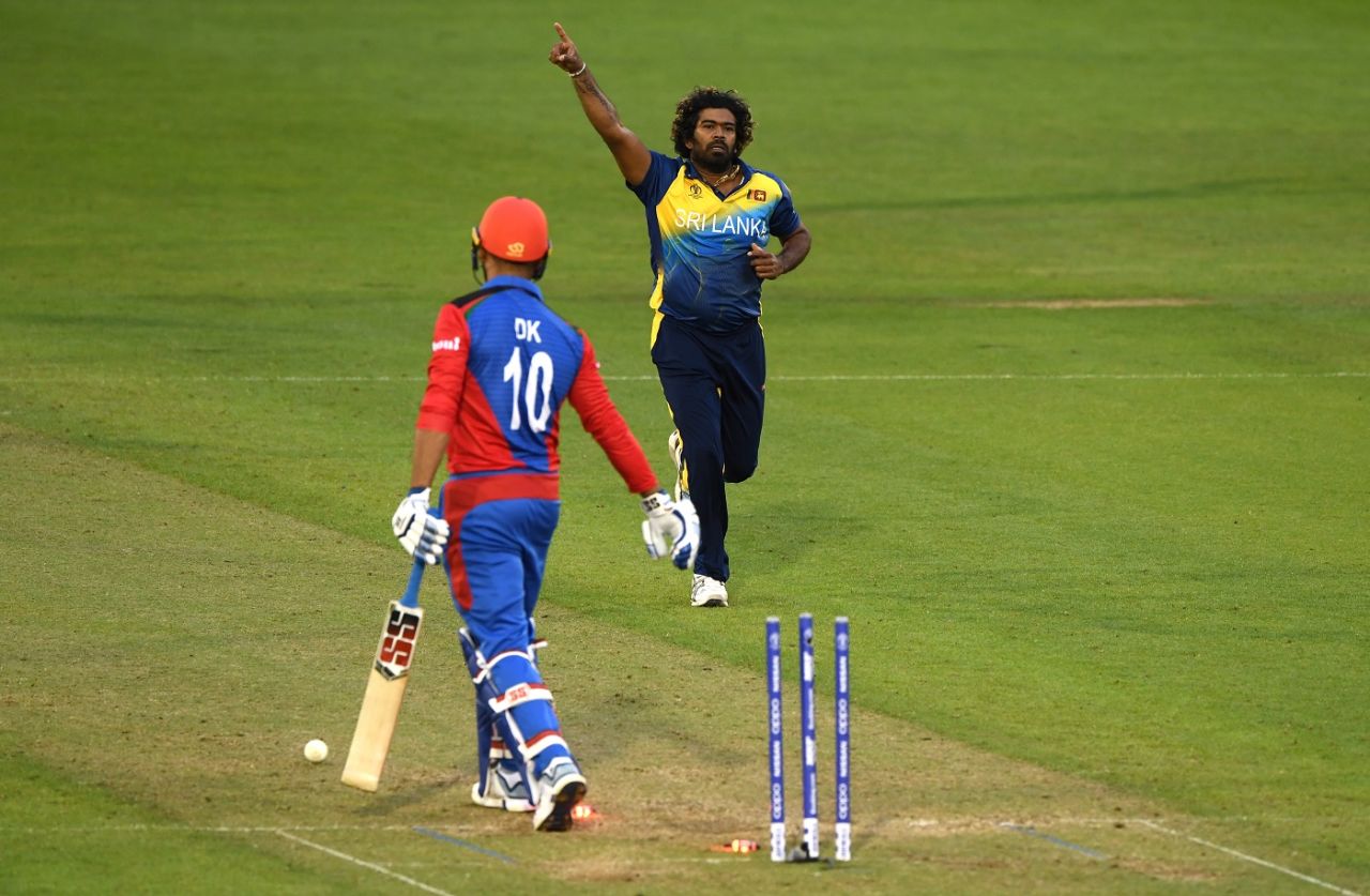 Lasith Malinga sends back Dawlat Zadran, Afghanistan v Sri Lanka, World Cup 2019, Cardiff, June 4, 2019