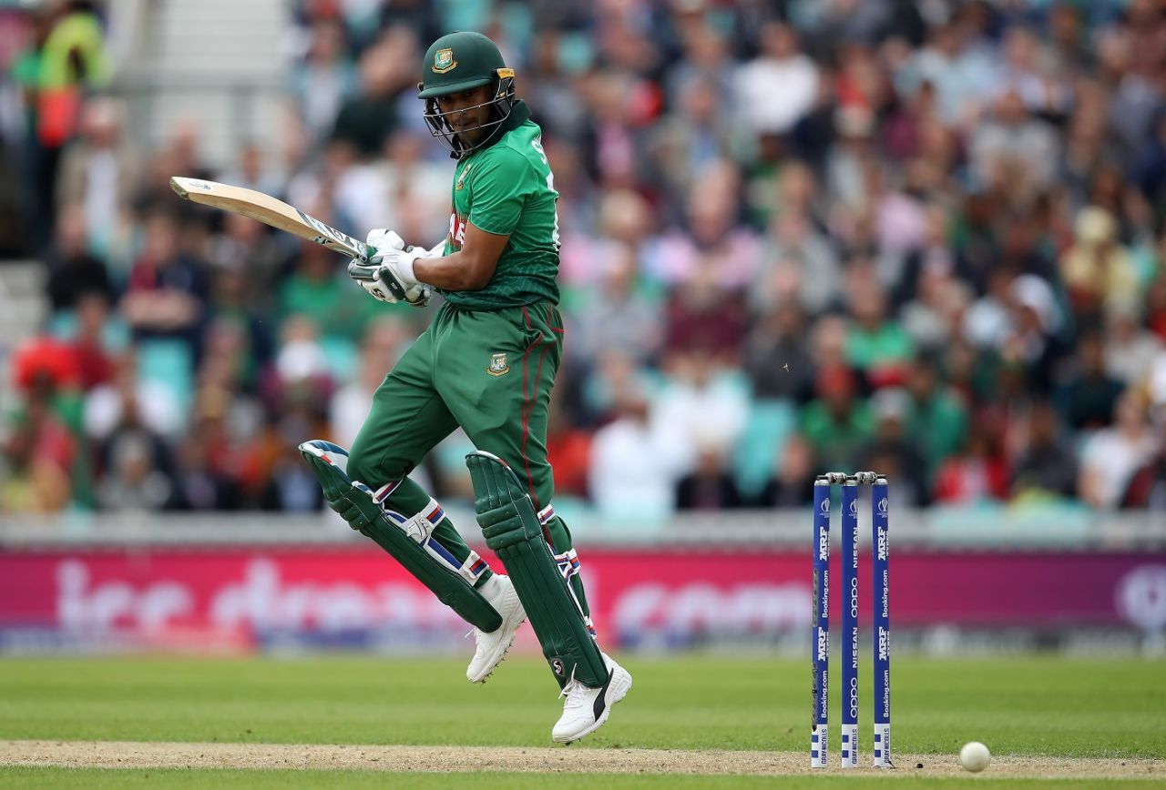 Shakib Al Hasan cuts one away on course to his fifty, Bangladesh v New Zealand, World Cup 2019, The Oval, June 5, 2019