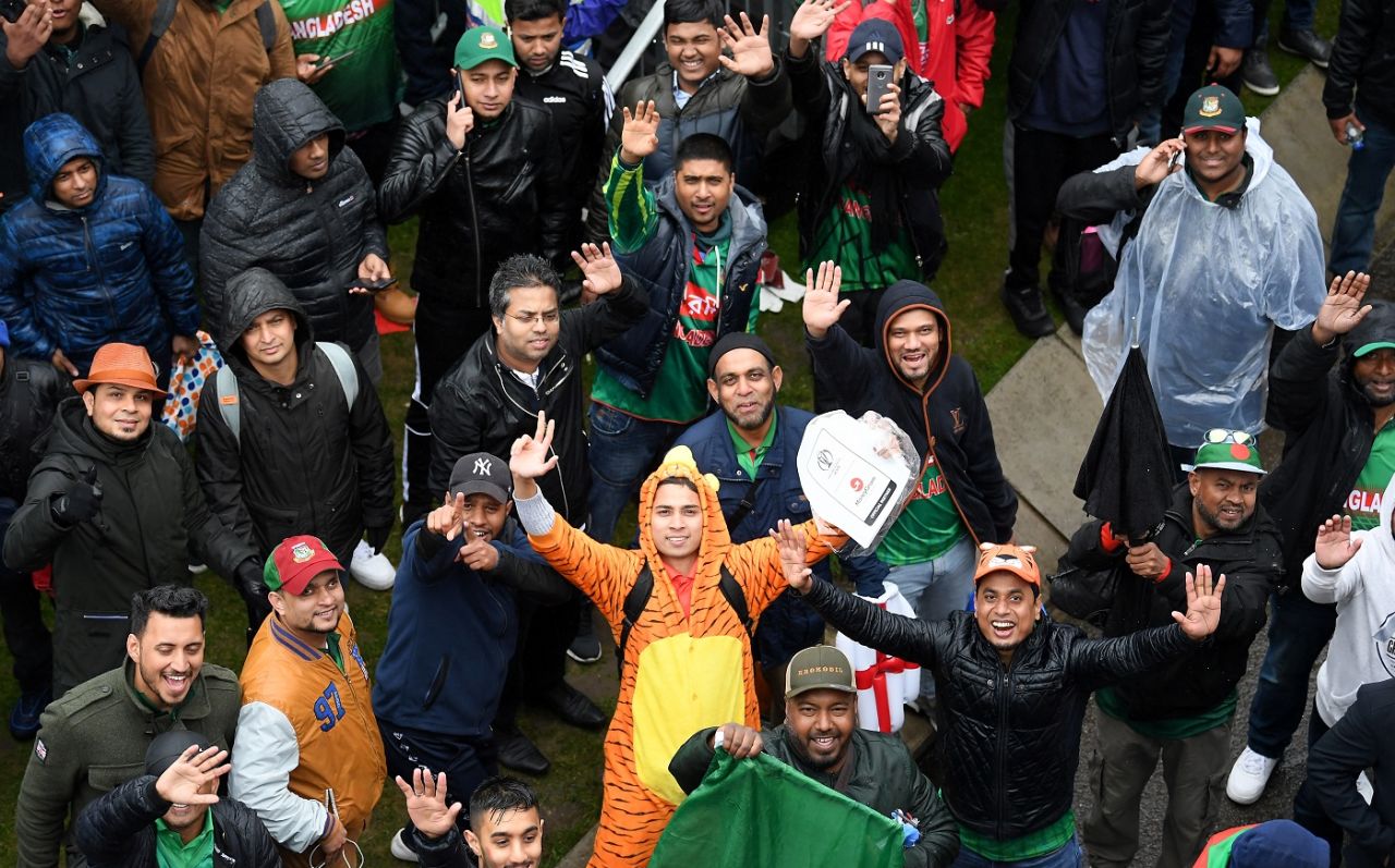 A rainy day out in Bristol did not dampen the mood of all fans, Bangladesh v Sri Lanka, World Cup 2019, Bristol, June 11, 2019