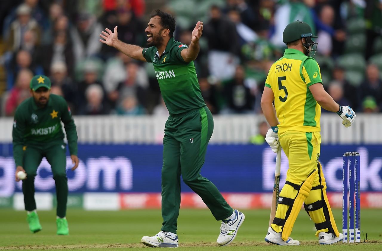 Wahab Riaz unsuccessfully appeals for Aaron Finch's wicket, Australia v Pakistan, World Cup 2019, Taunton, June 12, 2019