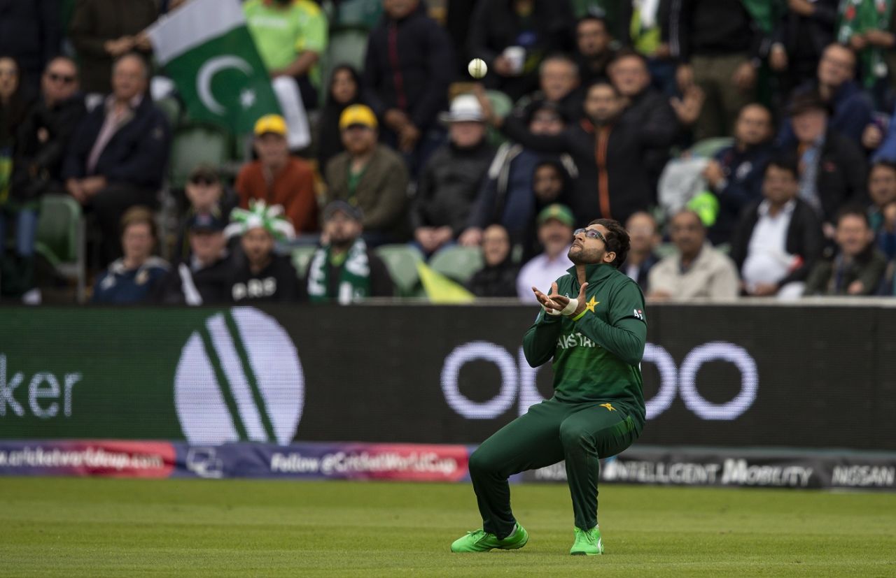 Imam-ul-Haq takes the catch to dismiss David Warner, Australia v Pakistan, World Cup 2019, Taunton, June 12, 2019