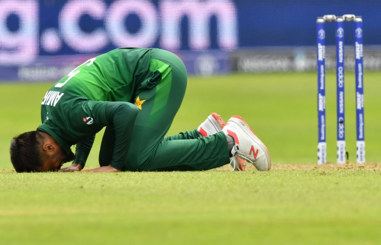 Mohammad Amir celebrates his five-wicket haul, Australia v Pakistan, World Cup 2019, Taunton, June 12, 2019