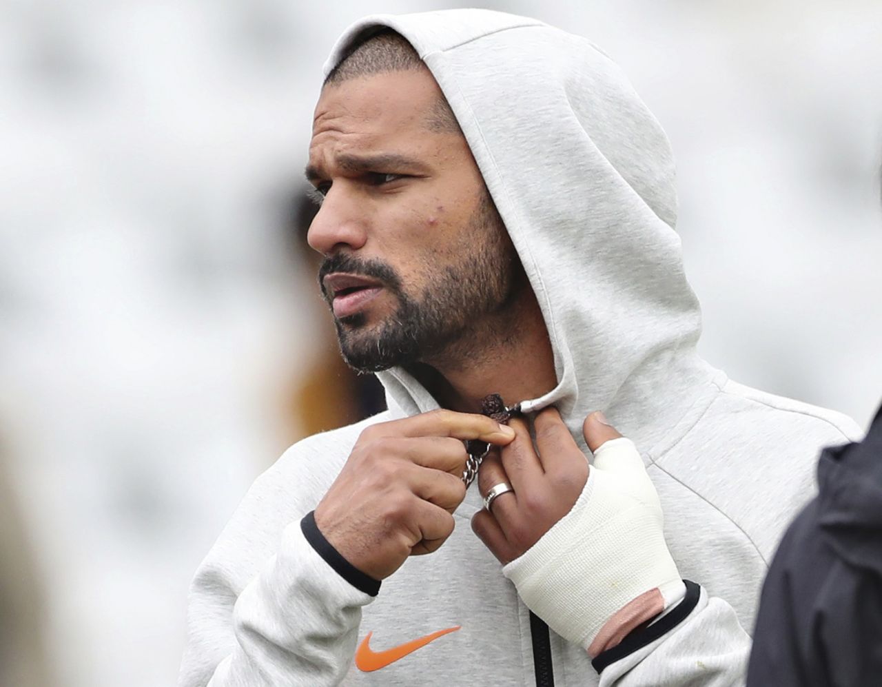 Shikhar Dhawan having his left hand in a cast during a training session, Nottingham, June 12, 2019