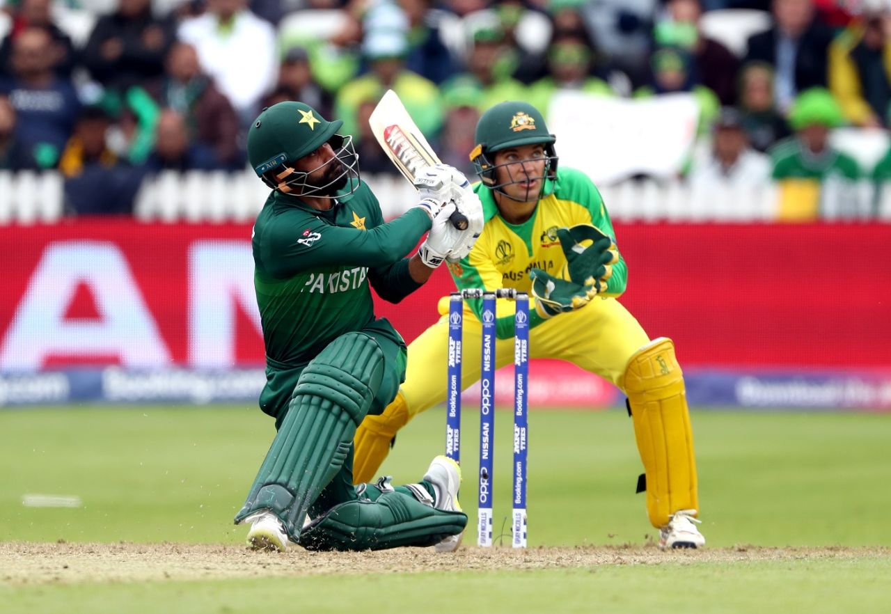 Mohammad Hafeez sweeps one away, Australia v Pakistan, World Cup 2019, Taunton, June 12, 2019