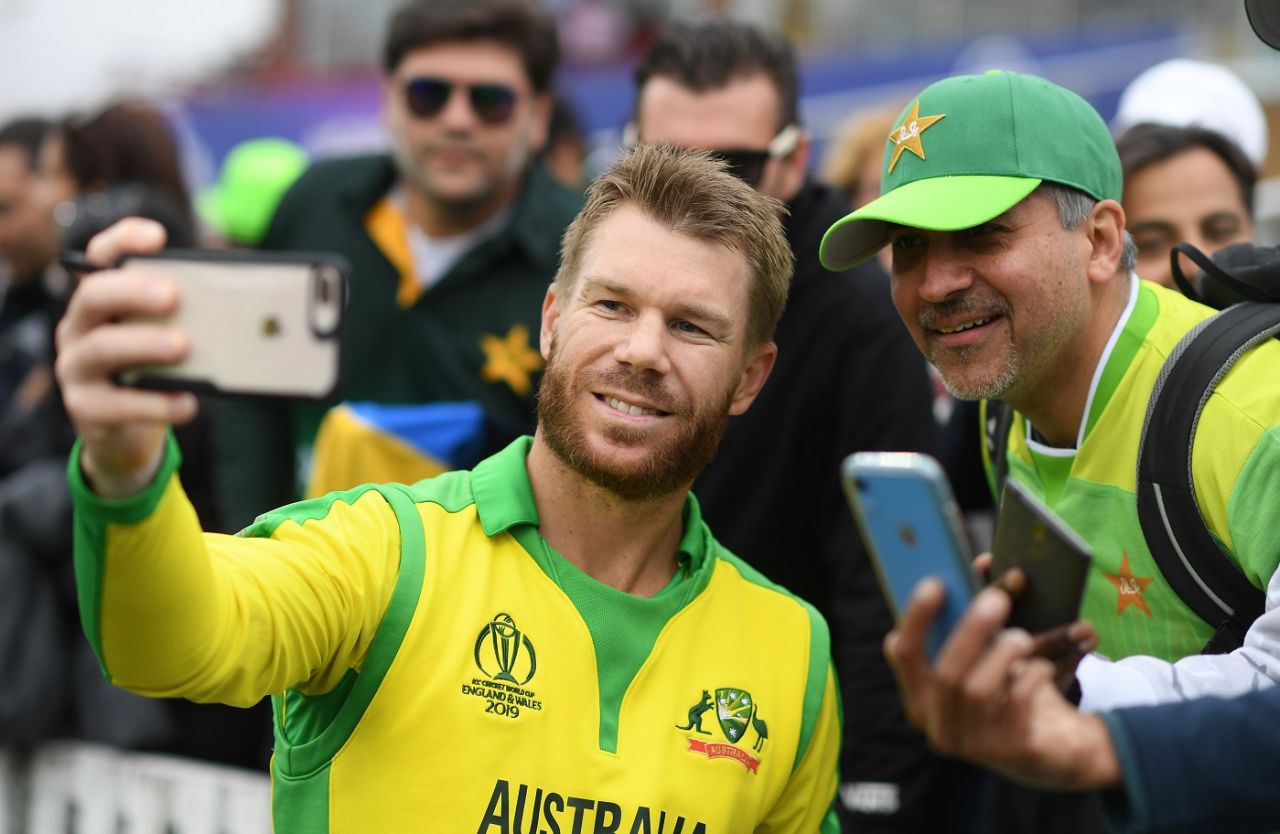 David Warner takes a selfie with a fan, Australia v Pakistan, World Cup 2019, Taunton, June 12, 2019