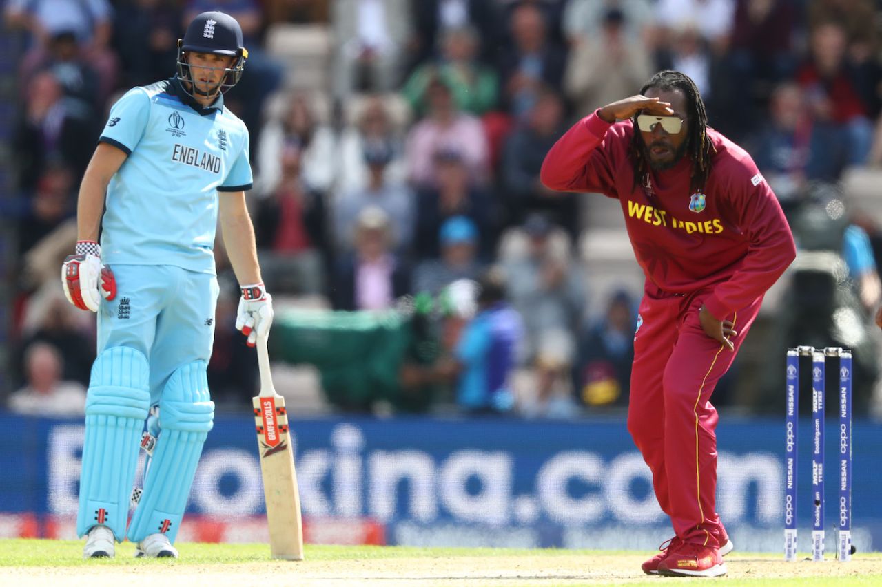 Chris Gayle gives Joe Root a stare in his inimitable style, England v West Indies, World Cup 2019, Southampton, June 14, 2019