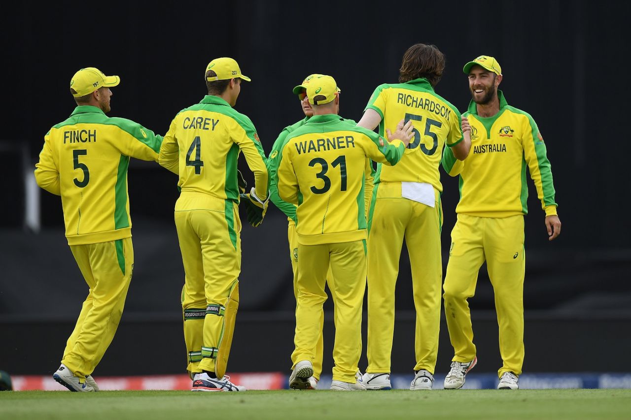 Kane Richardson sent back Dimuth Karunaratne, Australia v Sri Lanka, World Cup 2019, The Oval