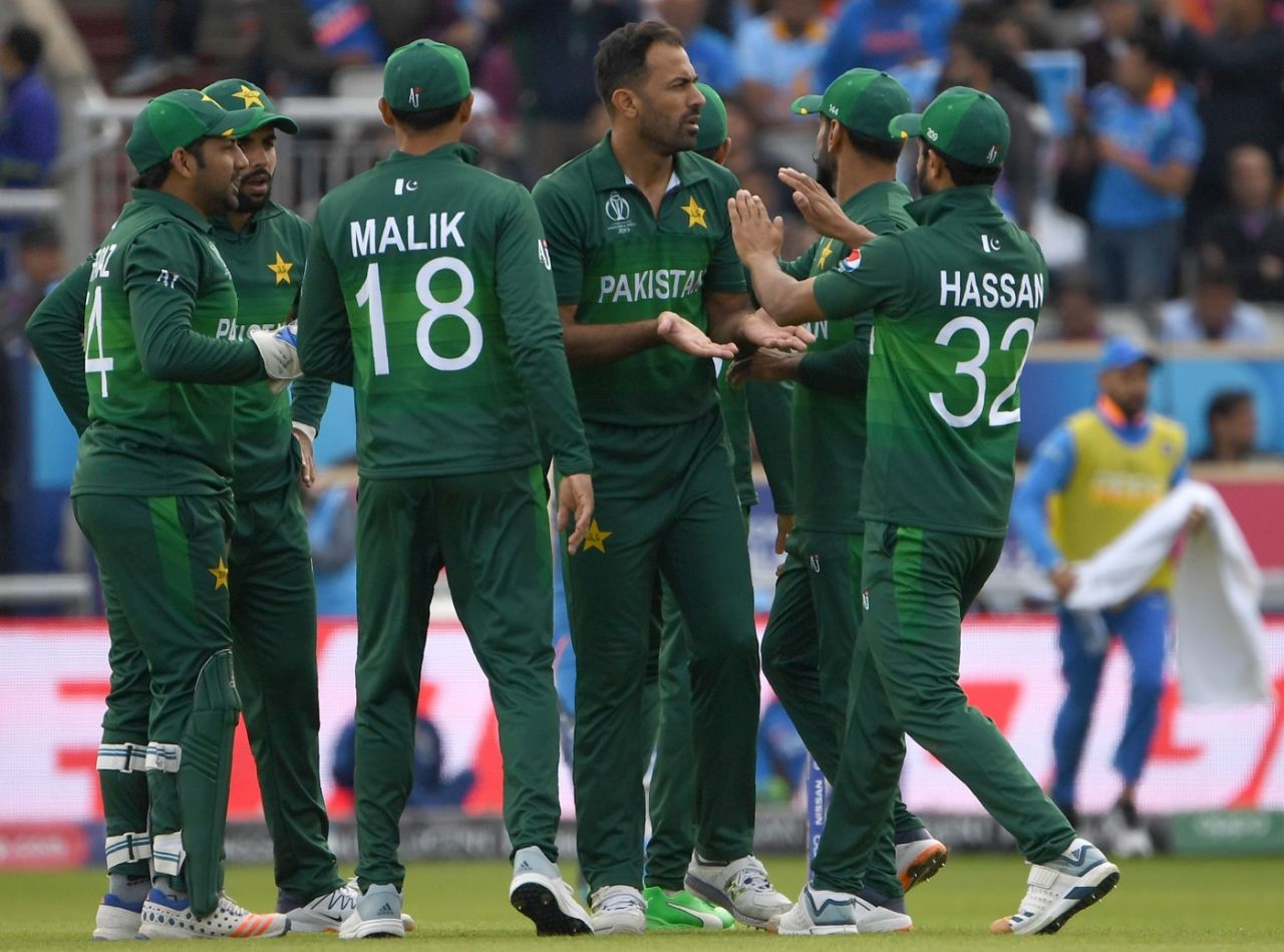Wahab Riaz celebrates after getting rid of KL Rahul, India v Pakistan, World Cup 2019, Old Trafford, June 16, 2019 