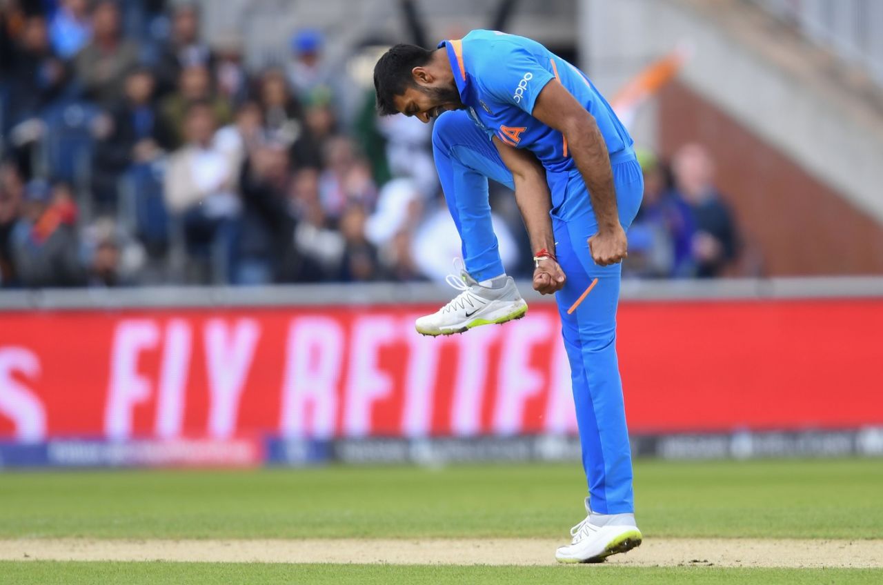 Vijay Shankar is ecstatic after taking his first World Cup wicket, India v Pakistan, World Cup 2019, Manchester, June 16, 2019