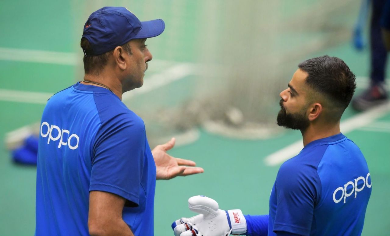 Ravi Shastri and Virat Kohli have an animated chat, World Cup 2019, Manchester, June 25, 2019