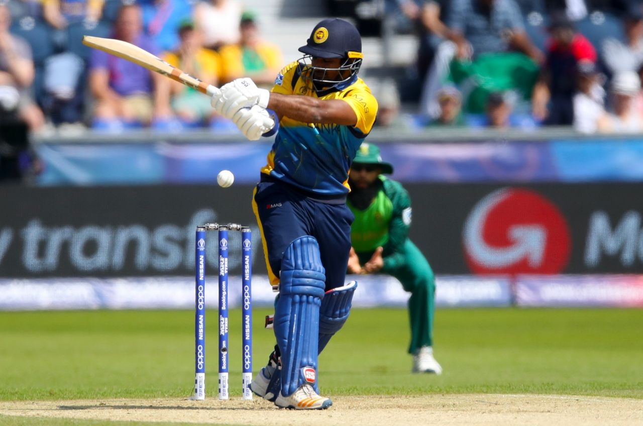 Kusal Perera pulls a short ball, South Africa v Sri Lanka, World Cup 2019, Chester-le-Street, June 28, 2019