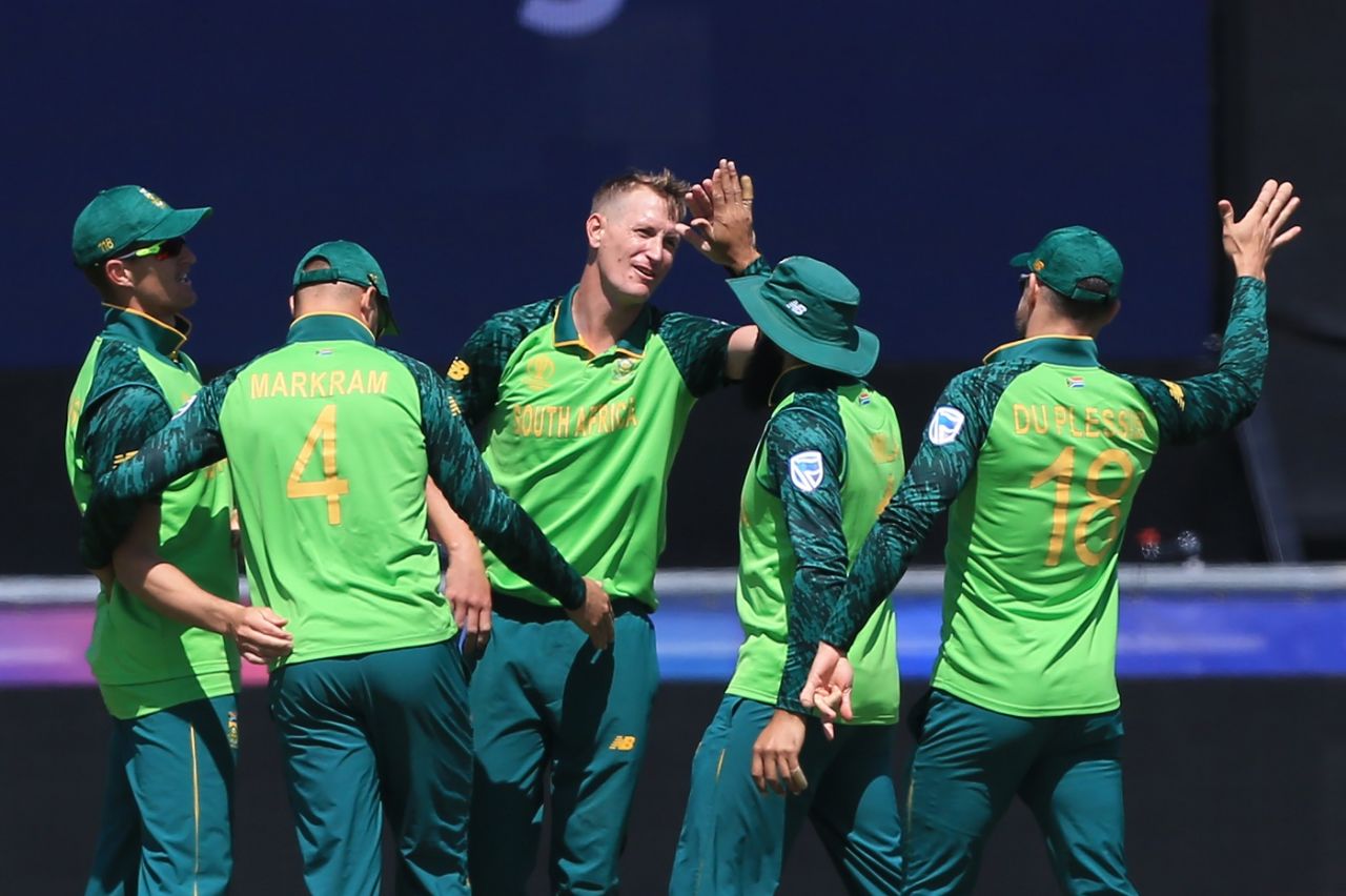 Chris Morris celebrates with teammates after dismissing Jeevan Mendis, South Africa v Sri Lanka, World Cup 2019, Chester-le-Street, June 28, 2019