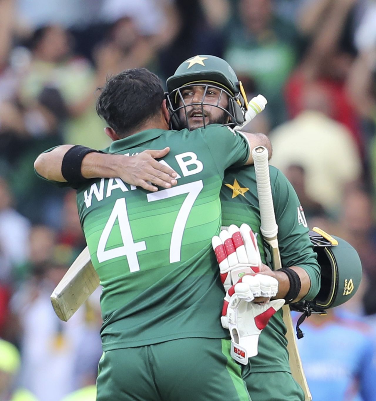 Imad Wasim and Wahab Riaz embrace each other after seeing Pakistan over the line, Afghanistan v Pakistan, World Cup 2019, Headingley, June 29, 2019