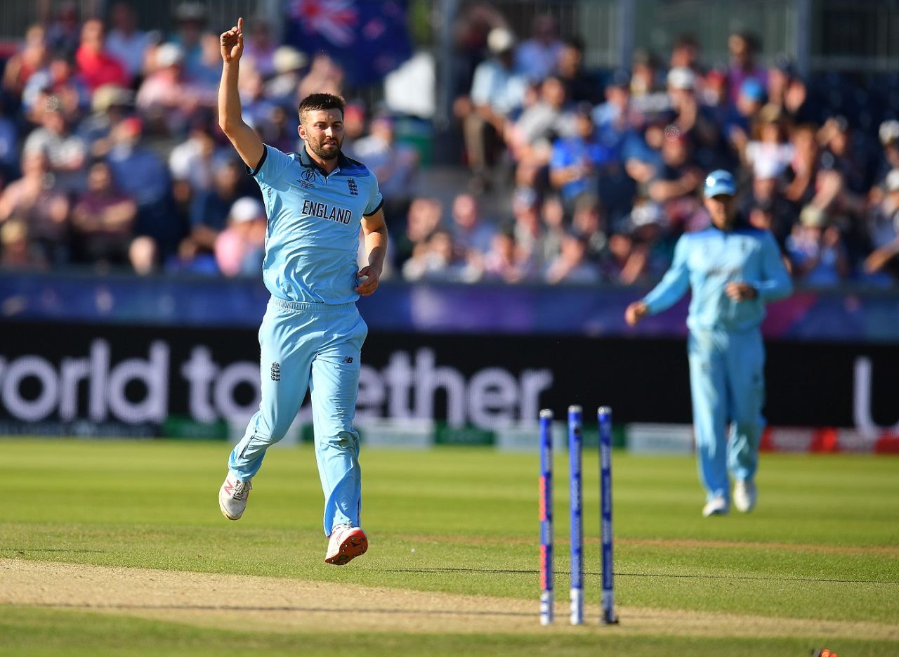 Mark Wood took three wickets as New Zealand were dismissed on 186, England v New Zealand, World Cup 2019, Chester-le-Street, July 3, 2019