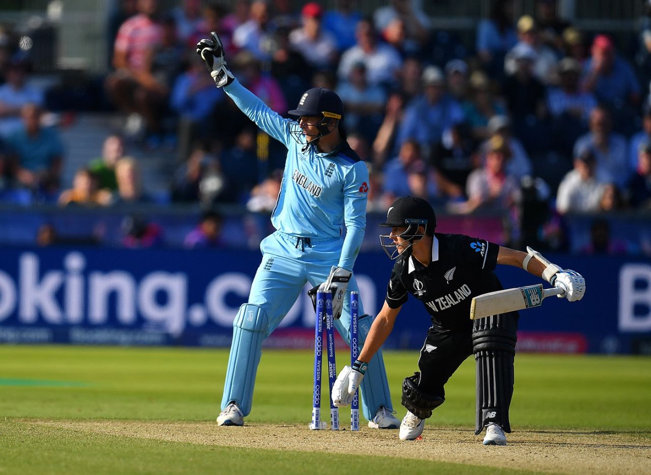 Trent Boult is stumped by Jos Buttler, England v New Zealand, World Cup 2019, Chester-le-Street, July 3, 2019