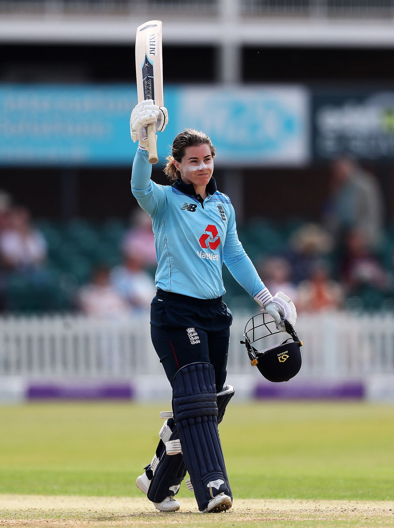 Tammy Beaumont raises her bat on reaching a century, England v Australia, 2nd ODI, Leicester, July 04, 2019
