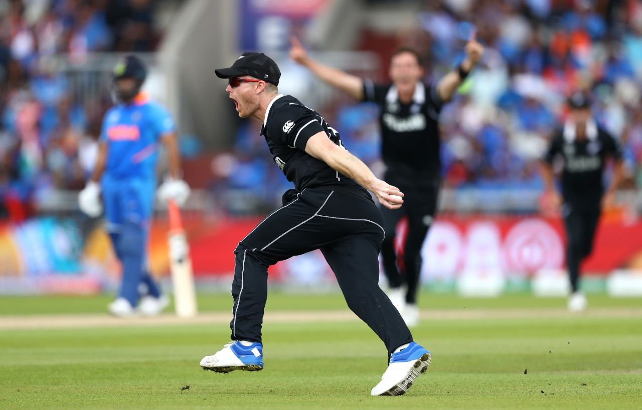 Jimmy Neesham took a stunning catch to dismiss Dinesh Karthik, keeping New Zealand to 239, India v New Zealand, World Cup 2019, Old Trafford, July 10, 2019