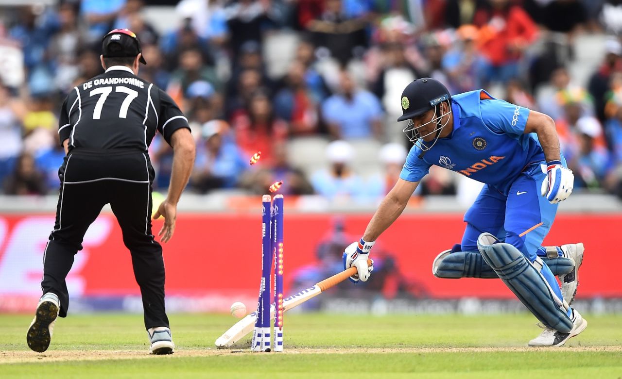 India's hopes ended when Martin Guptill ran MS Dhoni out, India v New Zealand, World Cup 2019, Old Trafford, July 10, 2019