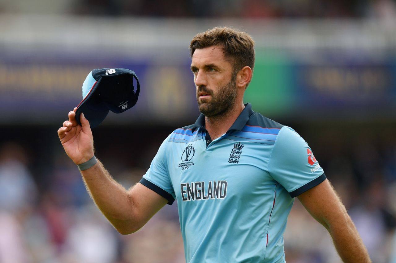 Liam Plunkett acknowledges the applause of the crowd after finishing with figures of 3 for 42, England v New Zealand, World Cup 2019, Lord's, July 14, 2019