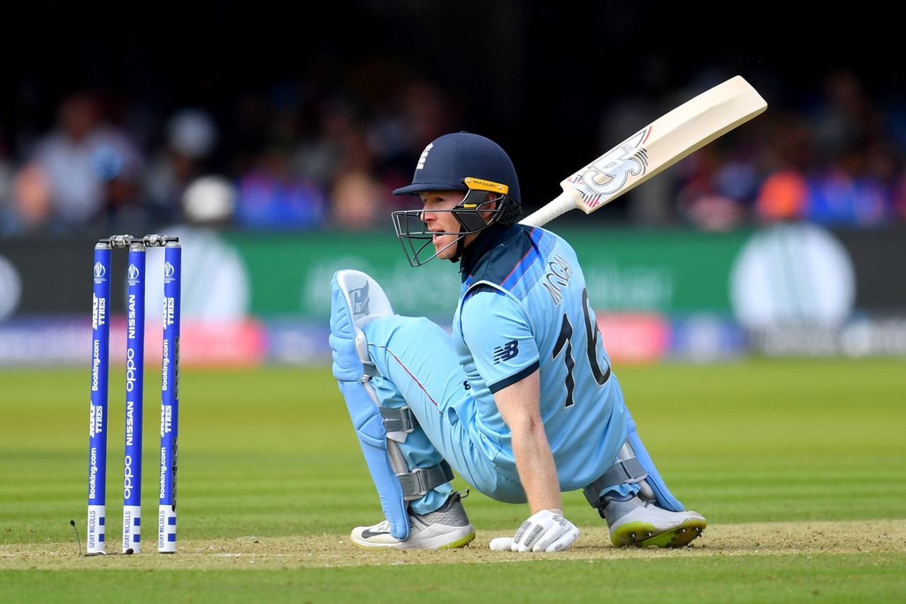 Eoin Morgan ducks a Lockie Ferguson bouncer, England v New Zealand, World Cup 2019, Lord's, July 14, 2019