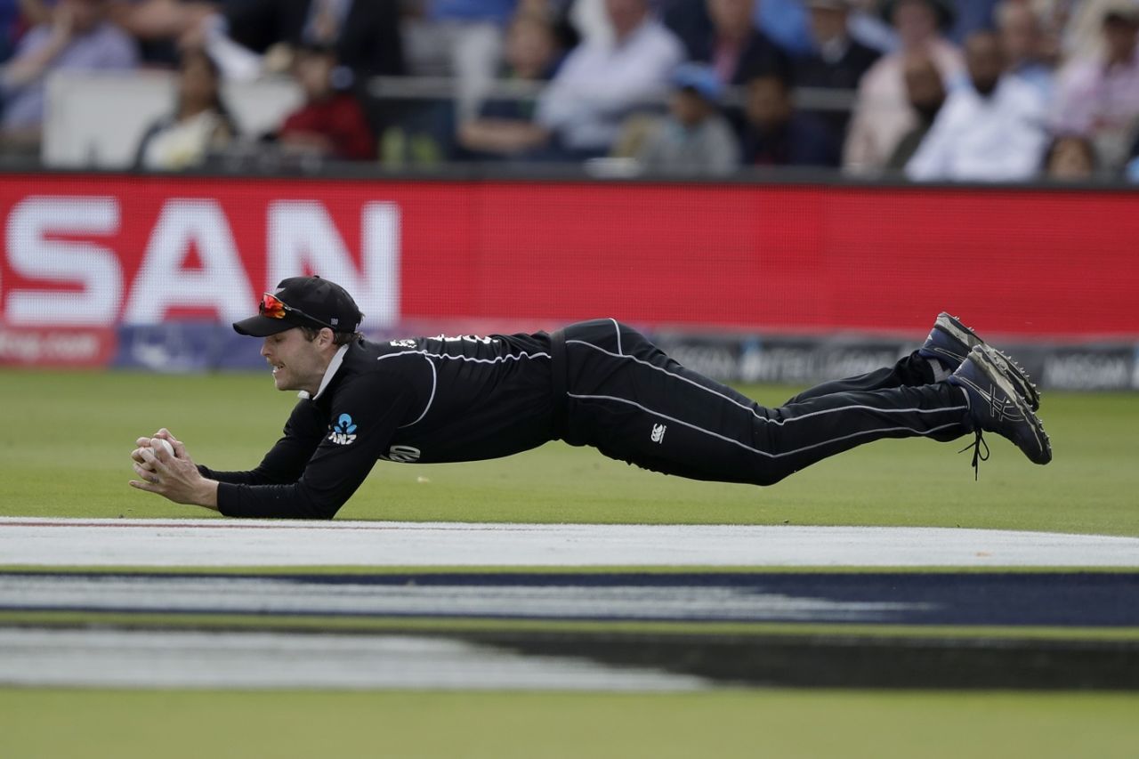 Lockie Ferguson takes a stunning catch to dismiss Eoin Morgan, England v New Zealand, World Cup 2019, Lord's, July 14, 2019