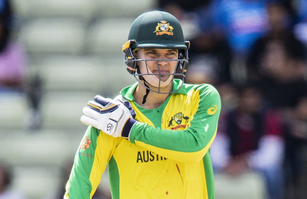 Alex Carey is ready to continue with some extra padding on the chin, England v Australia, World Cup 2019, Edgbaston, July 11, 2019