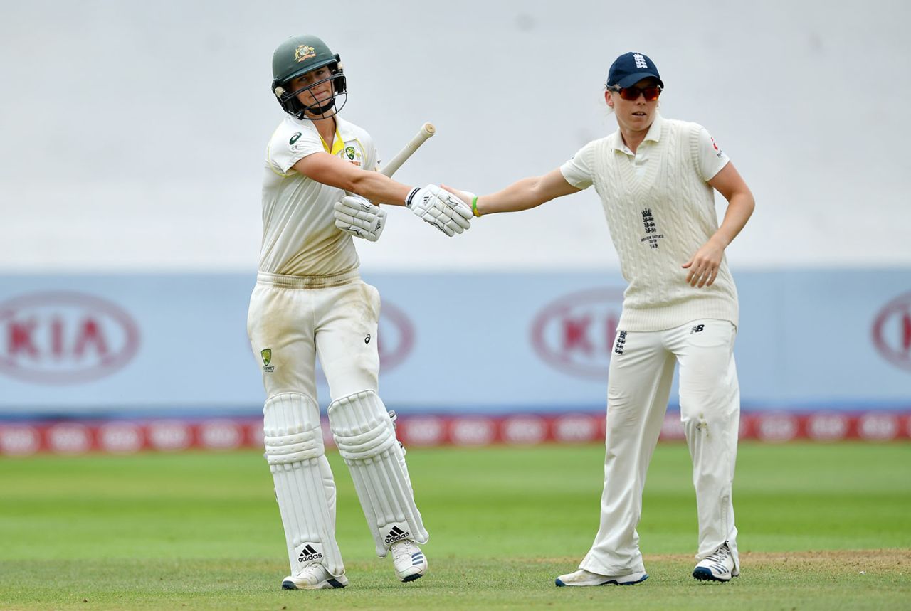 Ellyse Perry shakes hands with Heather Knight after her Ashes hundred, England v Australia, only women's Test, Taunton, 2nd day, July 19, 2019