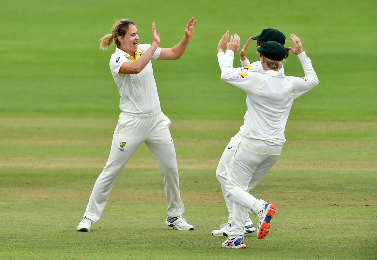 Ellyse Perry celebrates her opening strike, England v Australia, Women's Ashes, only Test, 3rd day, July 20, 2019