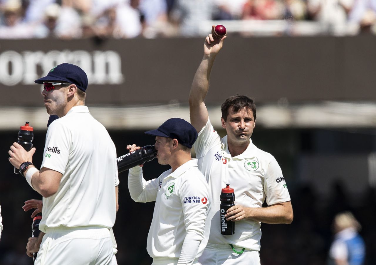 Tim Murtagh takes the applause for his five-wicket haul, England v Ireland, Only Test, Day 1, July 24, 2019
